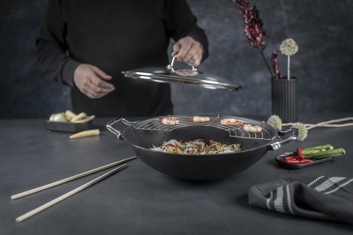 kuhn-rikon-jampur-gusseisen-wok-36-cm-mit-glasdeckel-tempura-grill-und-holzst-bc image 3