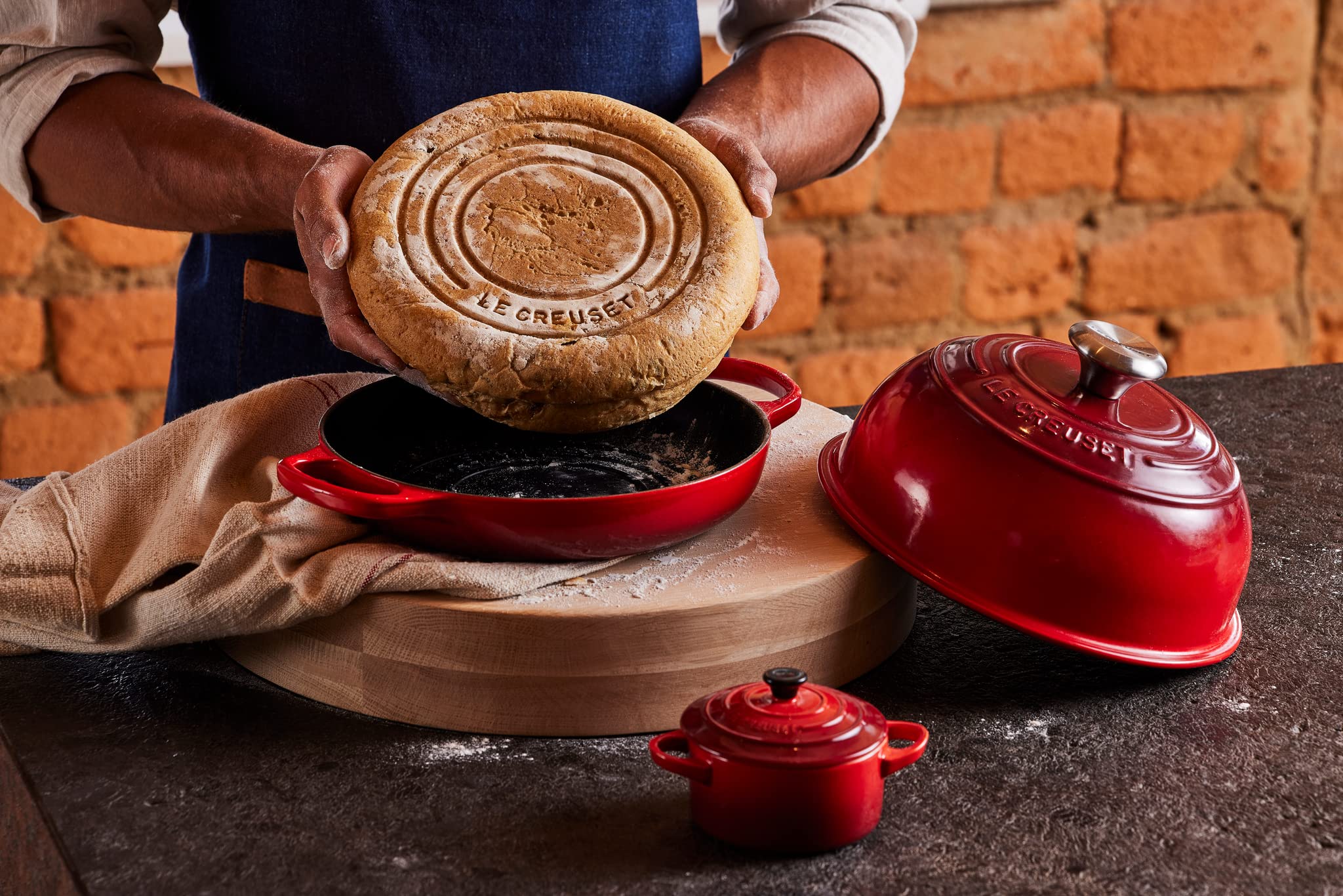 le-creuset-signature-brot-br-ter-24-cm-gusseisen-kirschrot image 6
