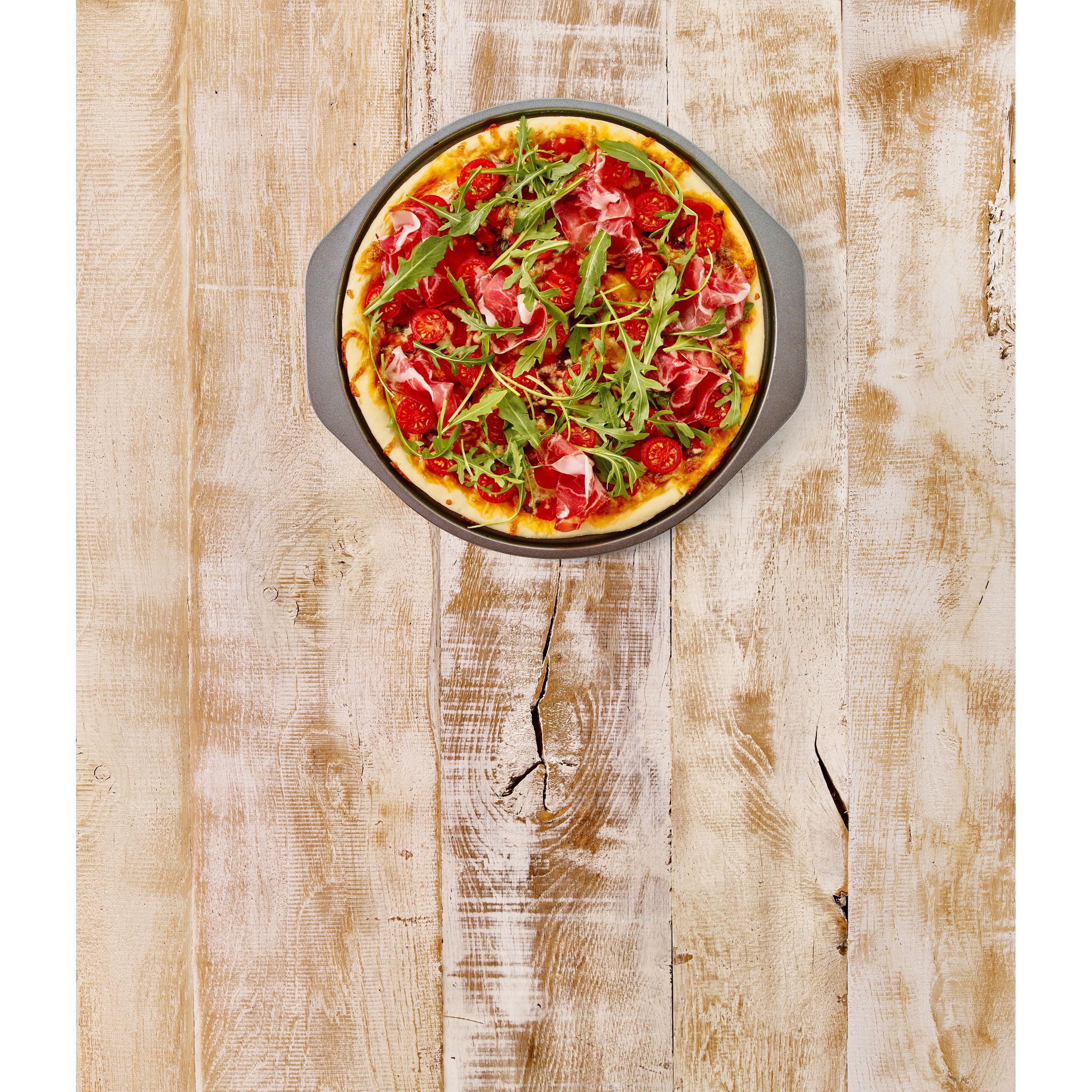 birkmann-laib-seele-pizzablech-rund-perforiert-28-cm-karbonstahl-antihaft image 4
