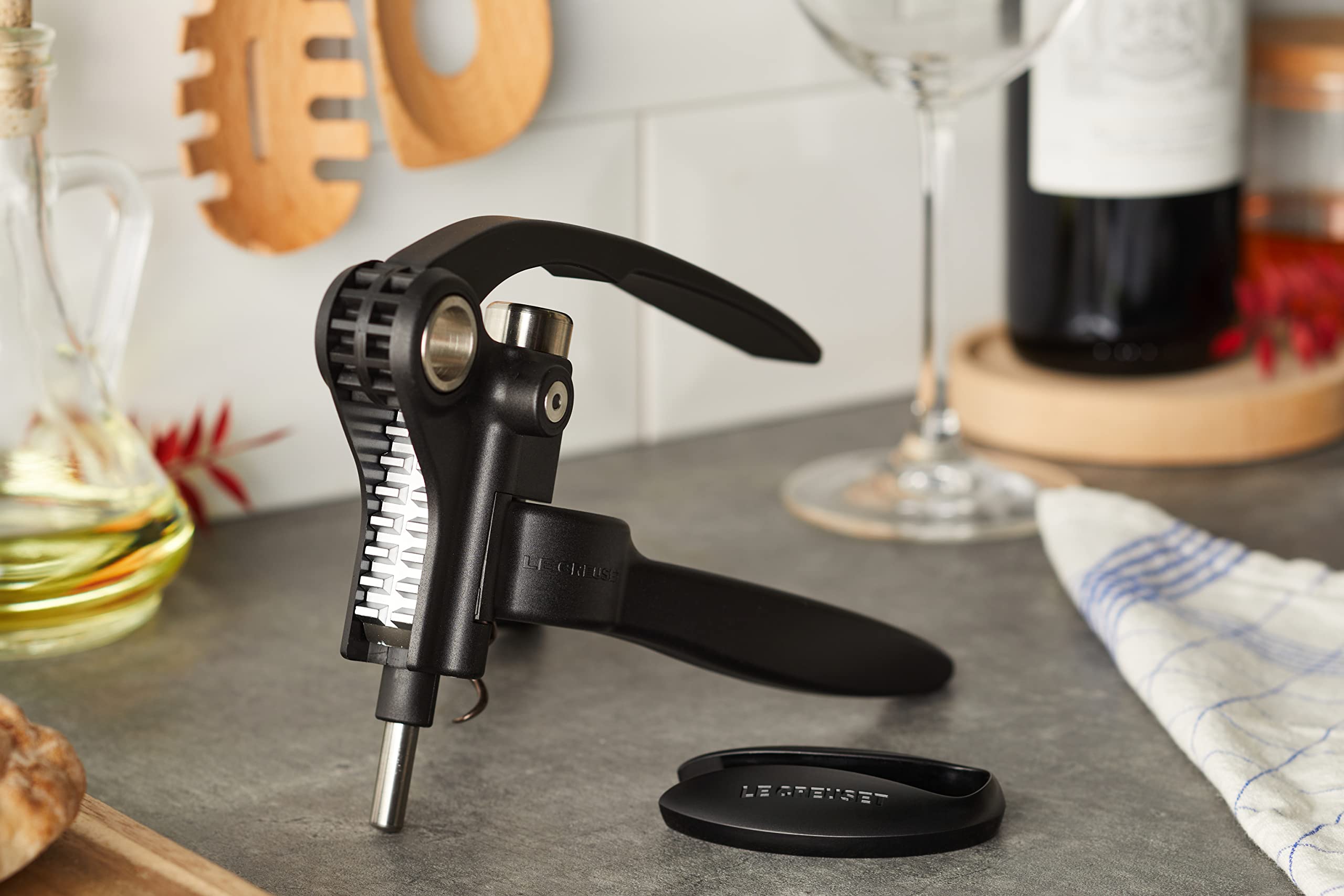 le-creuset-hebel-korkenzieher-set-lm250-mit-kapselschneider-schwarz image 8