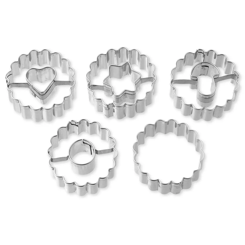 dr-oetker-white-christmas-baking-pl-tzchen-ausstecher-linzer-5er-set-ausstechfor image 1