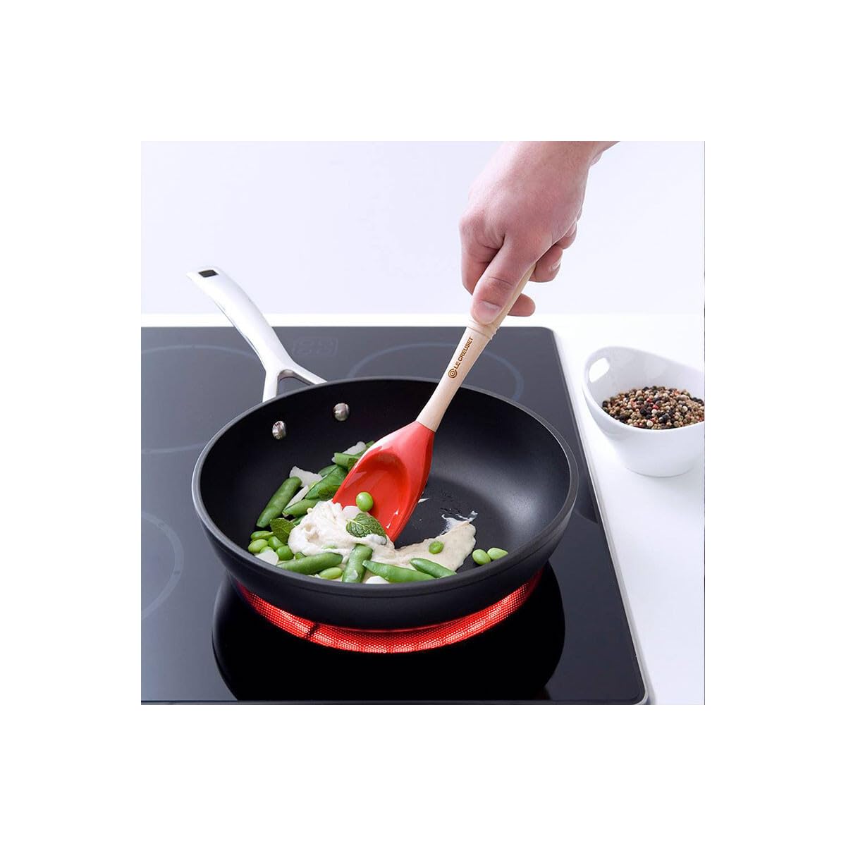 le-creuset-toughened-nonstick-pro-flachpfannen-set-24-cm-28-cm image 4