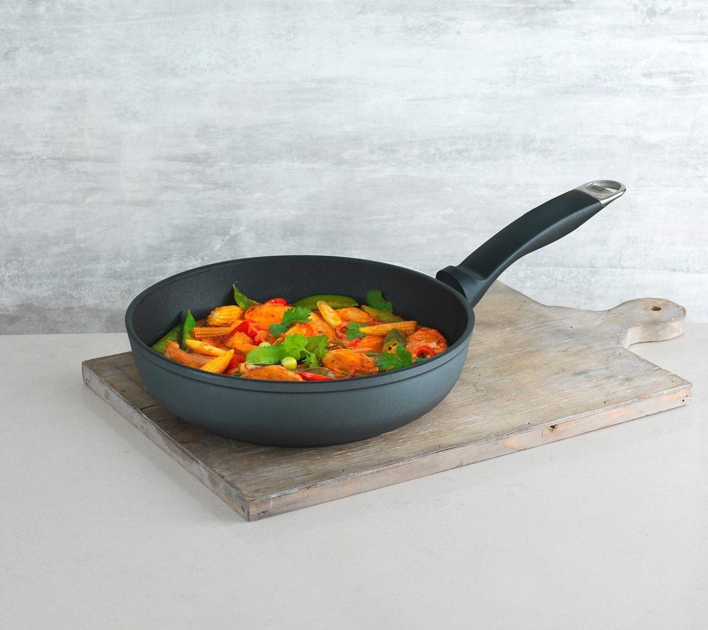 kuhn-rikon-gourmet-induktion-bratpfanne-28-cm-aluminium-antihaftbeschichtet image 4