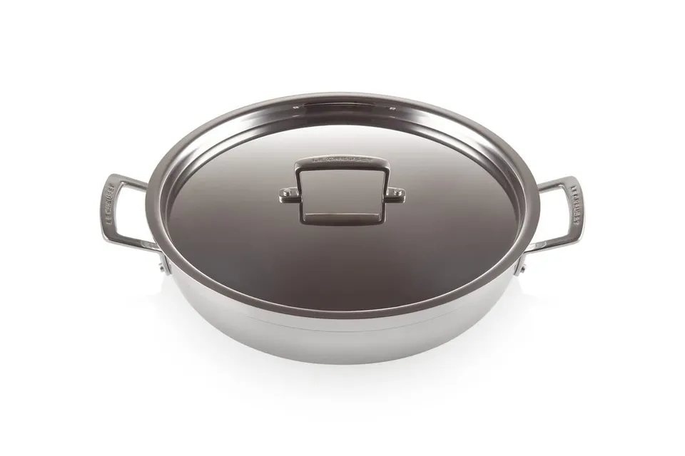 le-creuset-3-ply-edelstahl-antihaft-profipfanne-30-cm-mit-deckel-silber image 1