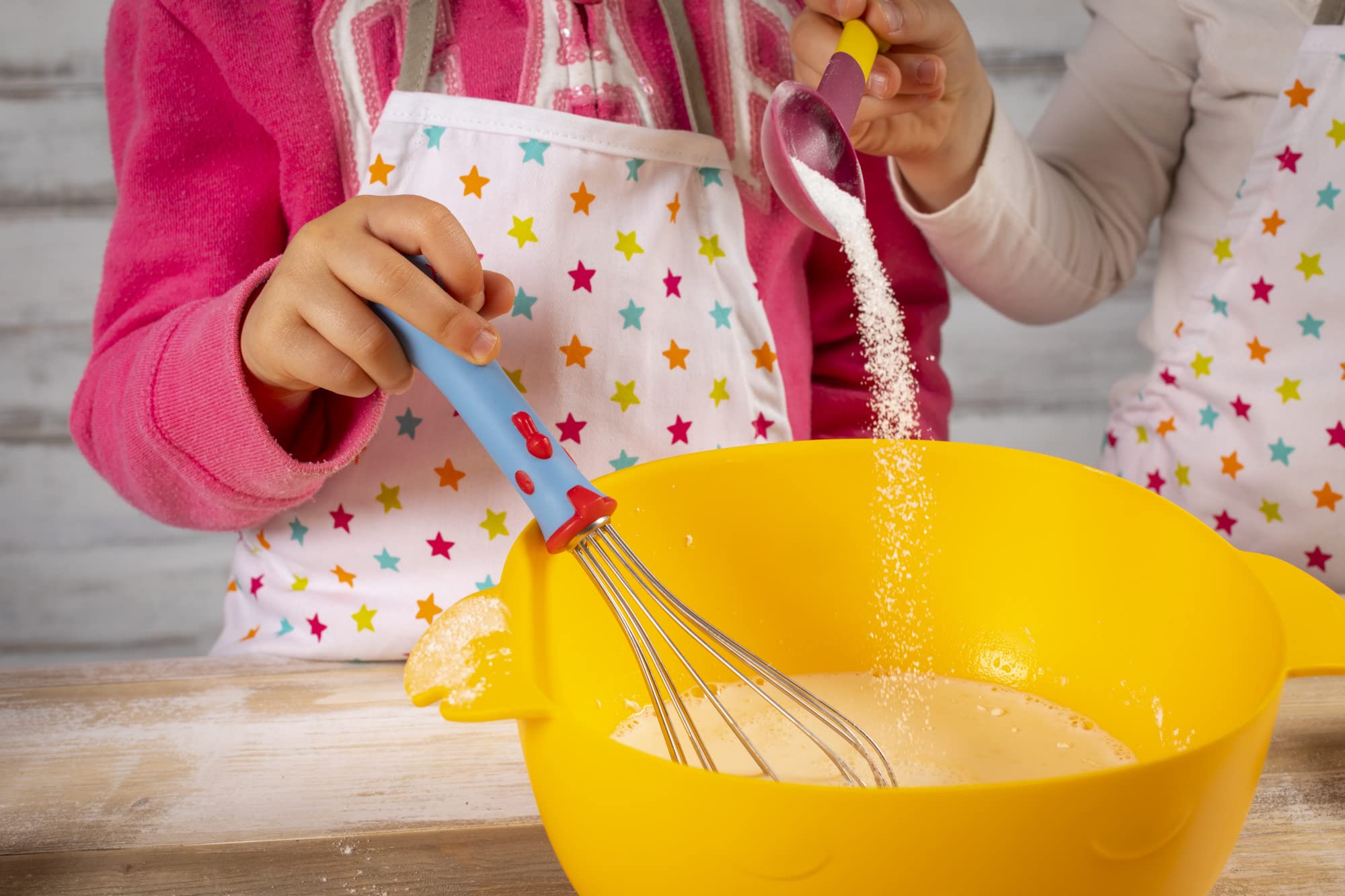 kuhn-rikon-kinderkitchen-schwingbesen-huhn-schneebesen-f-r-kinder-blau-rot image 4