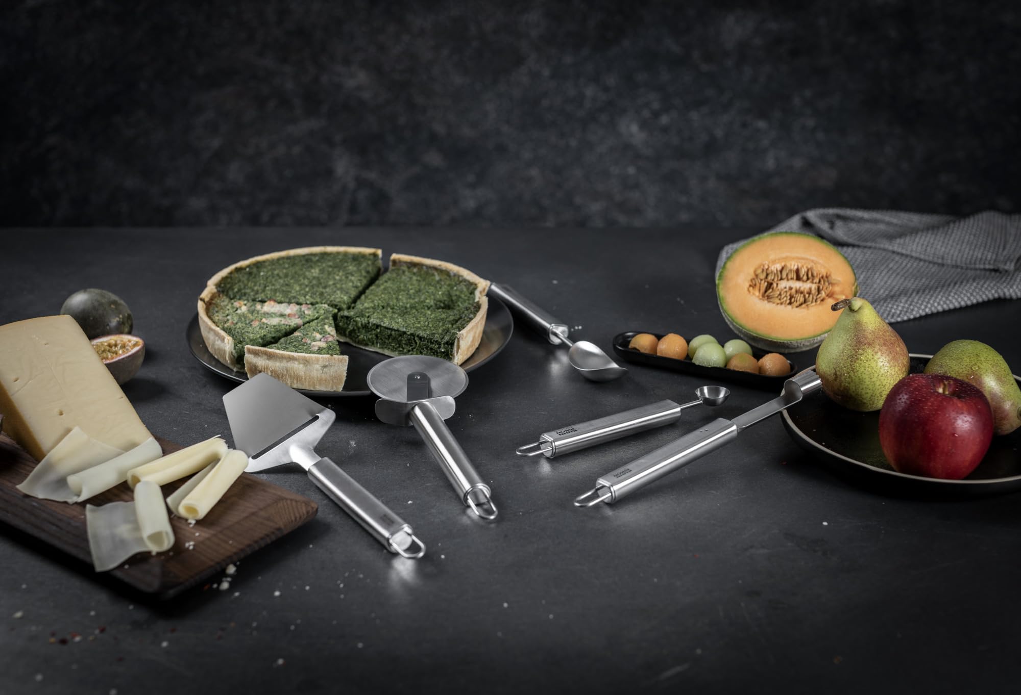 kuhn-rikon-essential-pizzaschneider-edelstahl image 4