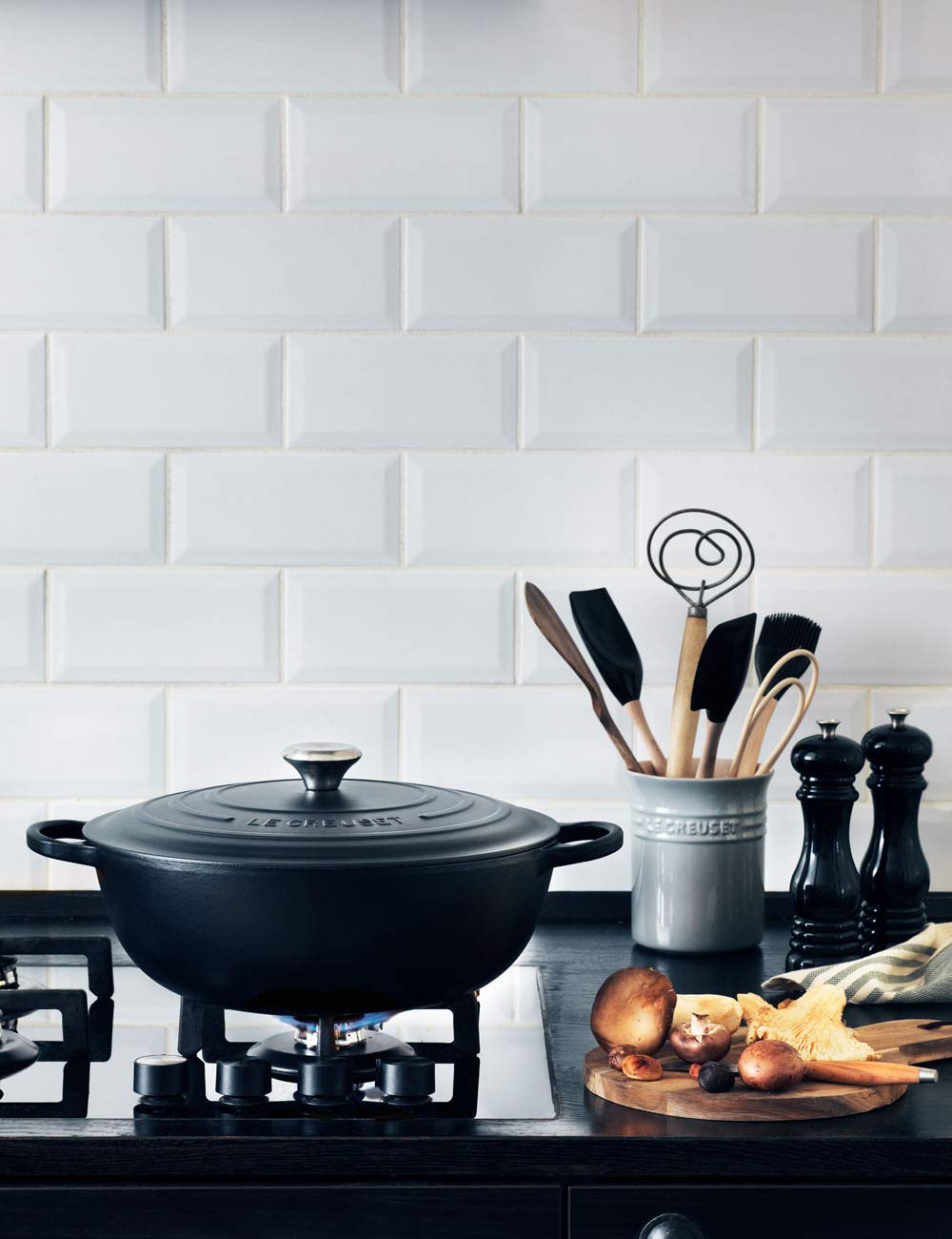 le-creuset-kochl-ffel-premium-32-cm-mit-abnehmbarem-silikonkopf-schwarz image 2