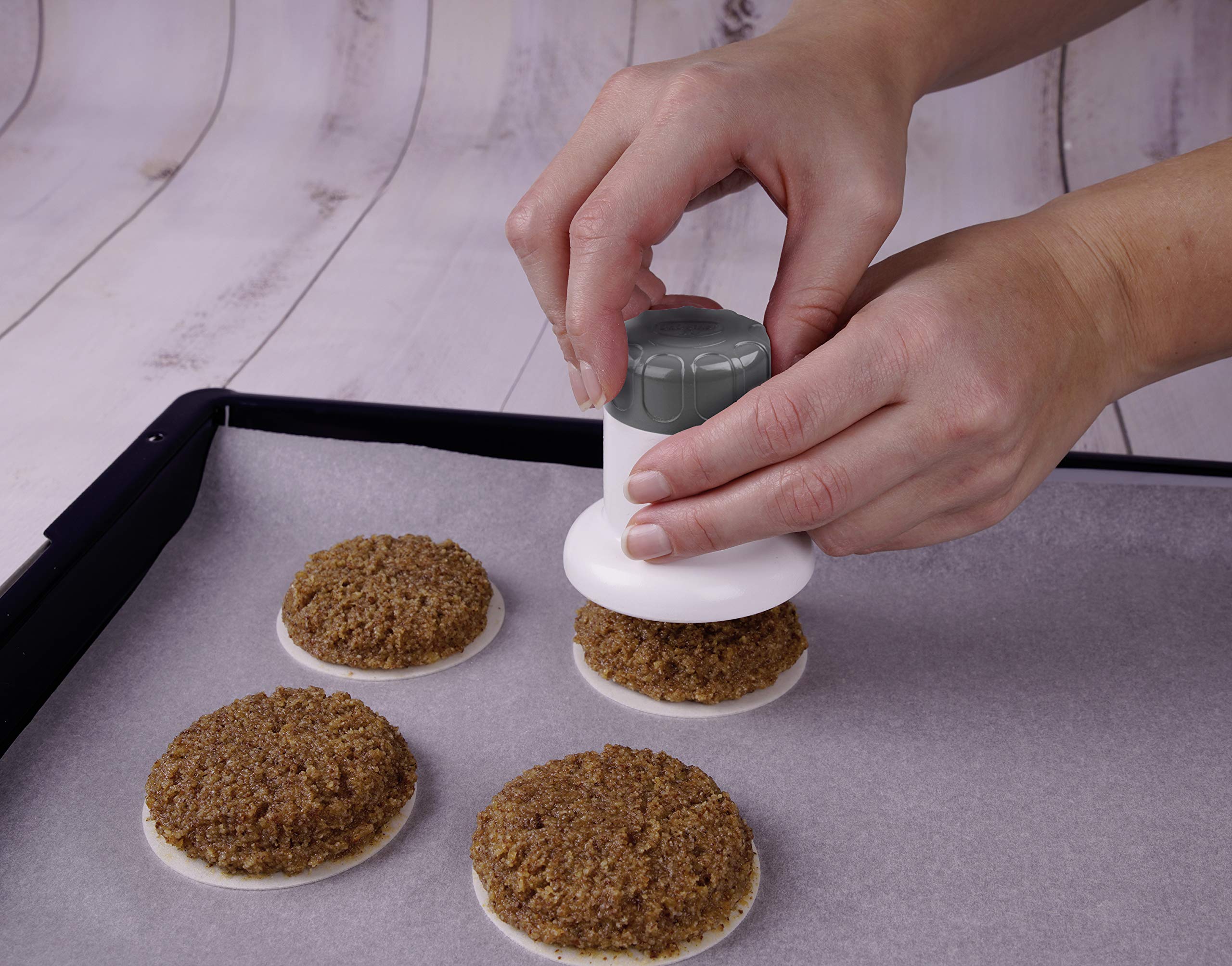 dr-oetker-lebkuchenm-hle-geb-ckm-hle-7-x-7-cm-allround-ausstecher-mit-dreh-mecha image 4