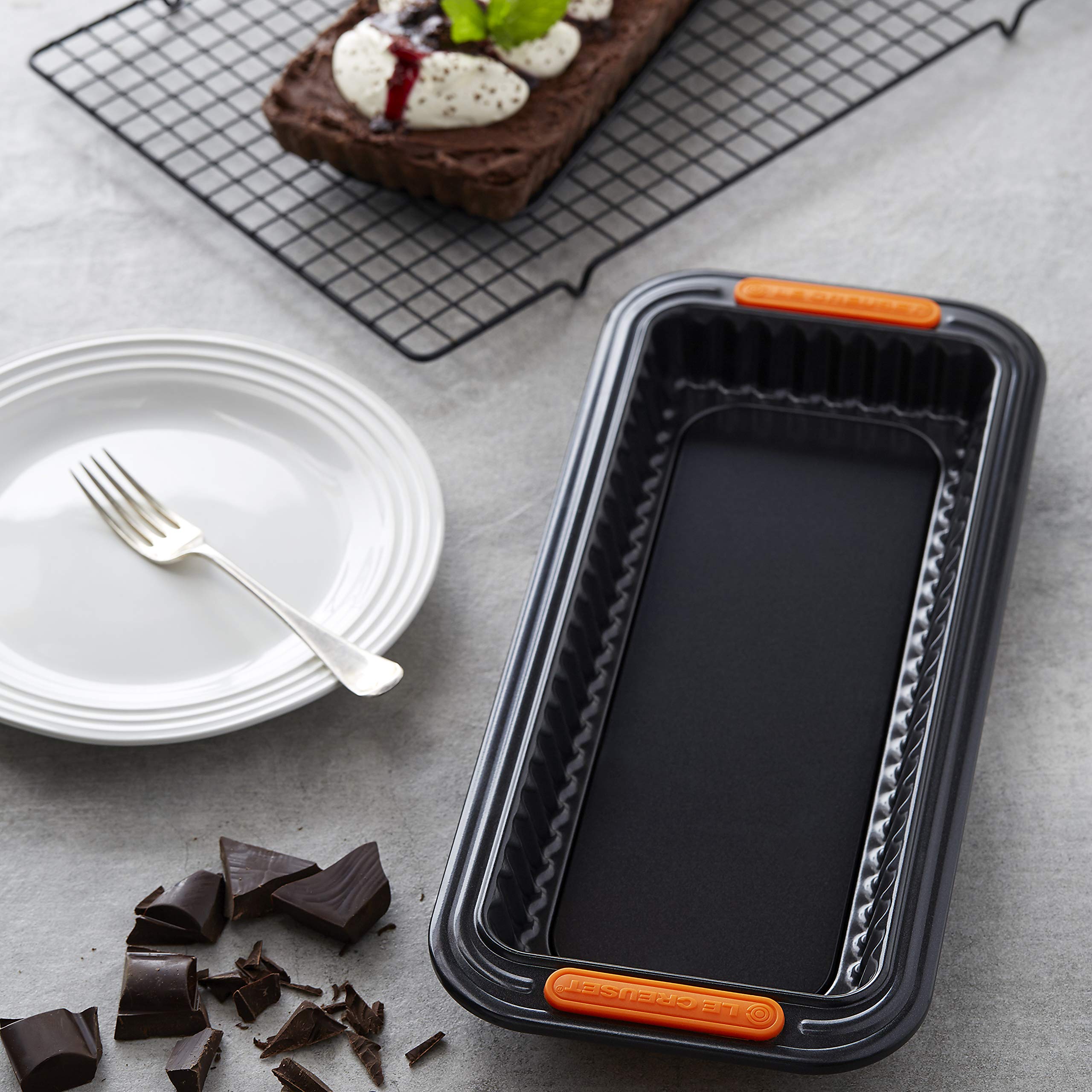 le-creuset-tarteform-rechteckig-33-x-13-cm-mit-hebeboden-karbonstahl-antihaft image 2